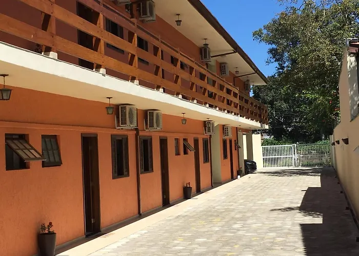 Chales Ubatuba 102 - P. Itagua